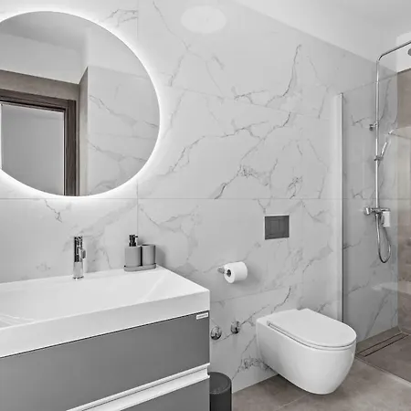 In Medulin With Swimming Pool Willa *