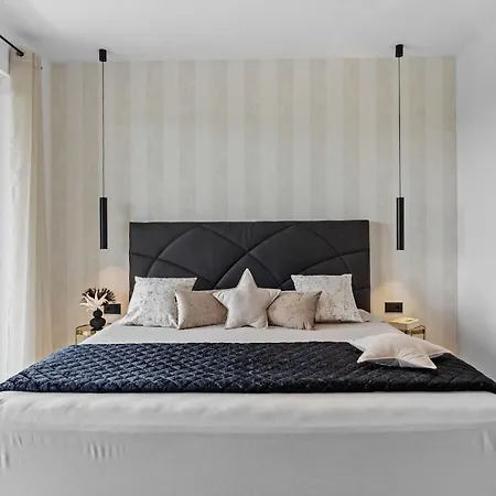 In Medulin With Swimming Pool Willa